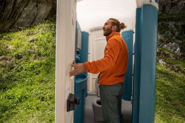Best Porta potty delivery and setup  in Humboldt, KS